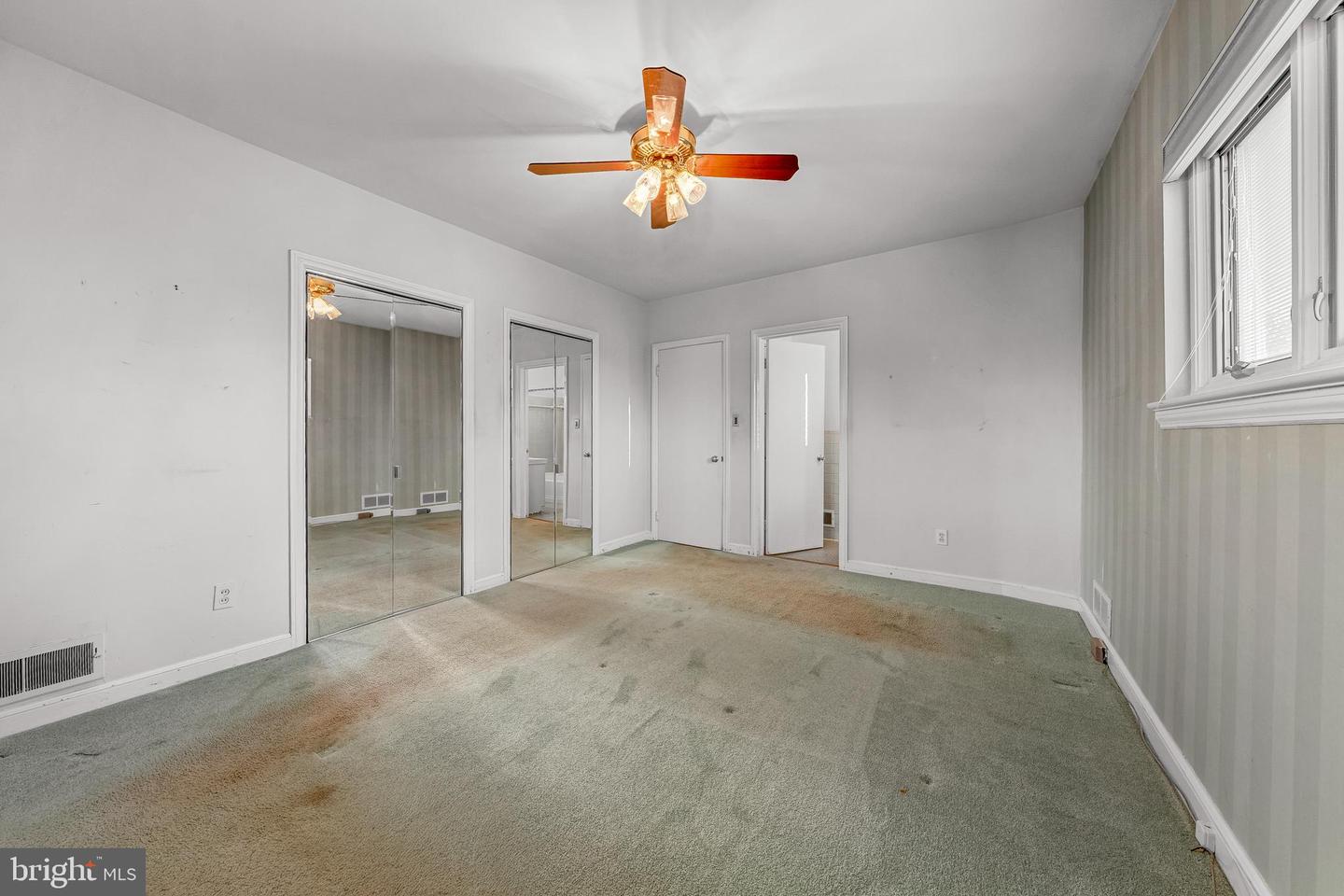 4900 YORKTOWN BLVD, ARLINGTON, Virginia 22207, 4 Bedrooms Bedrooms, ,2 BathroomsBathrooms,Residential,For sale,4900 YORKTOWN BLVD,VAAR2067562 MLS # VAAR2067562 4900 YORKTOWN BLVD, ARLINGTON, Virginia 22207, 4 Bedrooms Bedrooms, ,2 BathroomsBathrooms,Residential,For sale,4900 YORKTOWN BLVD,VAAR2067562 MLS # VAAR2067562