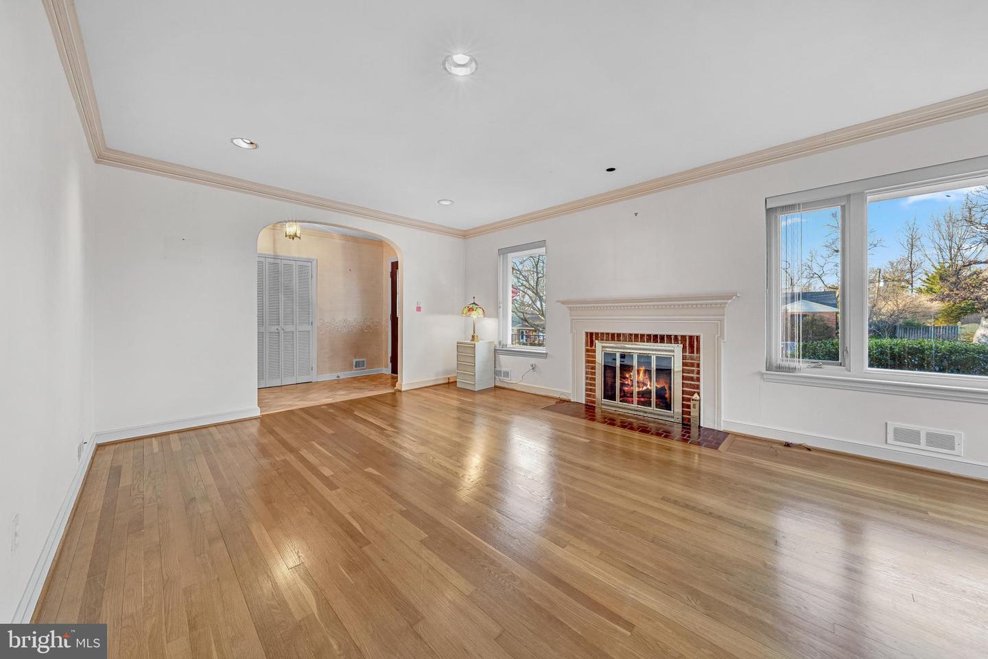 4900 YORKTOWN BLVD, ARLINGTON, Virginia 22207, 4 Bedrooms Bedrooms, ,2 BathroomsBathrooms,Residential,For sale,4900 YORKTOWN BLVD,VAAR2067562 MLS # VAAR2067562 4900 YORKTOWN BLVD, ARLINGTON, Virginia 22207, 4 Bedrooms Bedrooms, ,2 BathroomsBathrooms,Residential,For sale,4900 YORKTOWN BLVD,VAAR2067562 MLS # VAAR2067562