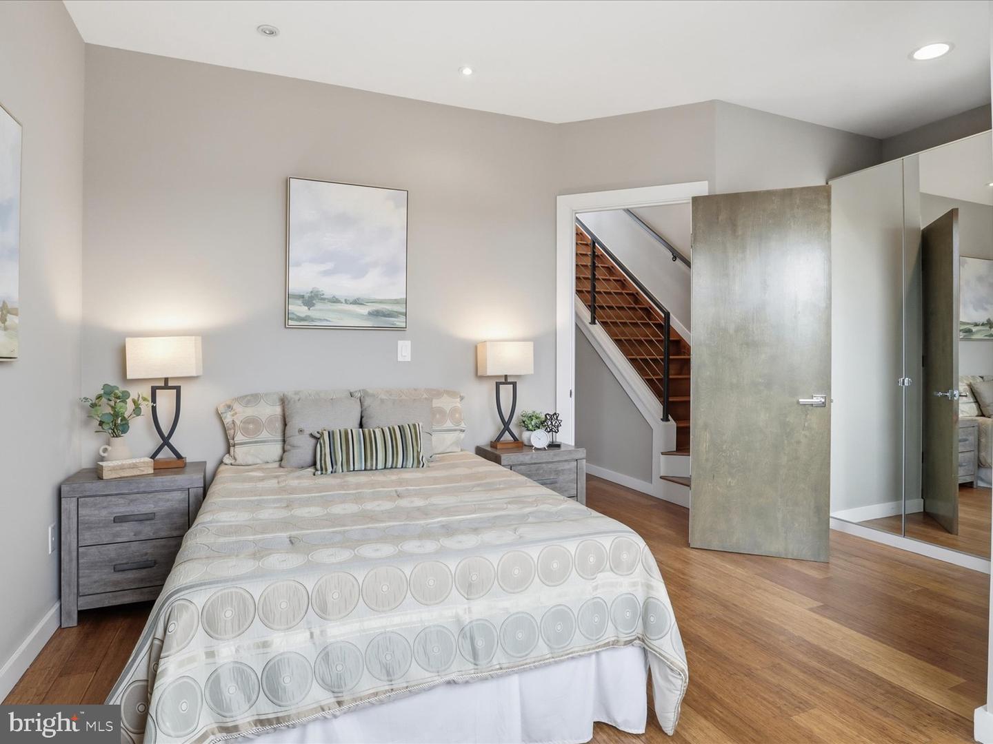 1242 NEW JERSEY AVE NW #2, WASHINGTON, District Of Columbia 20001, 2 Bedrooms Bedrooms, ,2 BathroomsBathrooms,Residential,For sale,1242 NEW JERSEY AVE NW #2,DCDC2241450 MLS # DCDC2241450