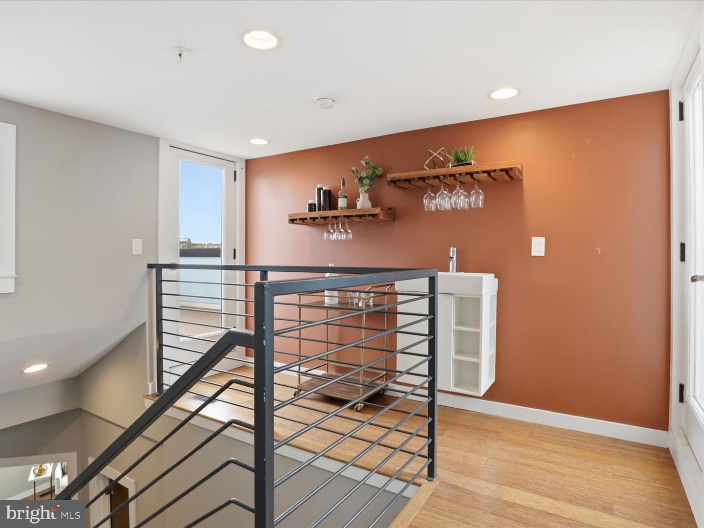 1242 NEW JERSEY AVE NW #2, WASHINGTON, District Of Columbia 20001, 2 Bedrooms Bedrooms, ,2 BathroomsBathrooms,Residential,For sale,1242 NEW JERSEY AVE NW #2,DCDC2241450 MLS # DCDC2241450