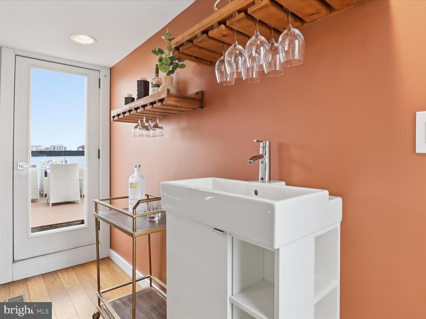 1242 NEW JERSEY AVE NW #2, WASHINGTON, District Of Columbia 20001, 2 Bedrooms Bedrooms, ,2 BathroomsBathrooms,Residential,For sale,1242 NEW JERSEY AVE NW #2,DCDC2241450 MLS # DCDC2241450