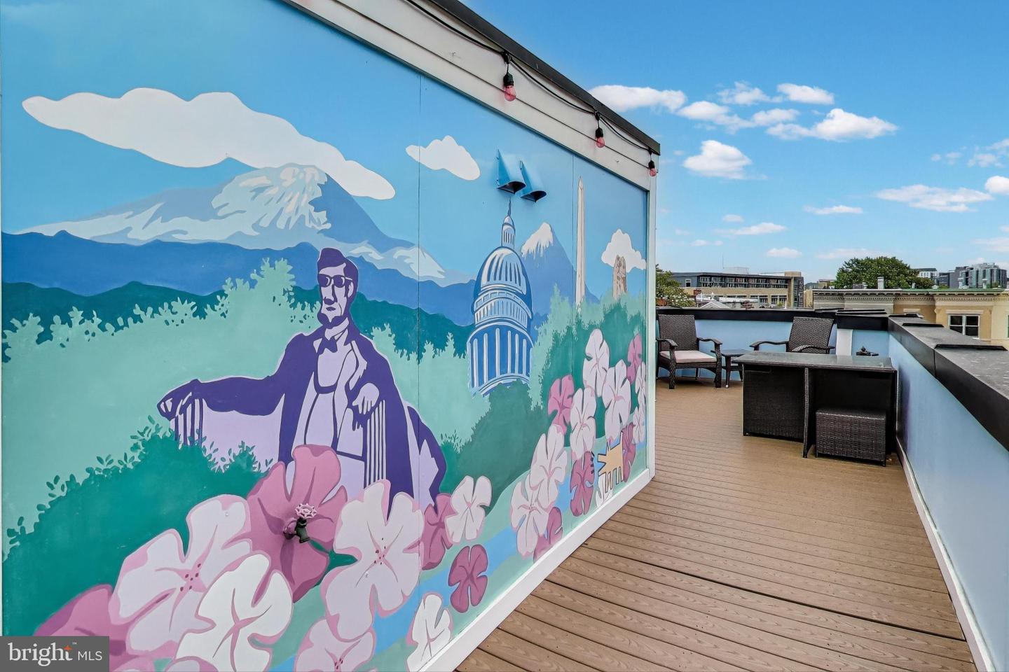 1242 NEW JERSEY AVE NW #2, WASHINGTON, District Of Columbia 20001, 2 Bedrooms Bedrooms, ,2 BathroomsBathrooms,Residential,For sale,1242 NEW JERSEY AVE NW #2,DCDC2241450 MLS # DCDC2241450