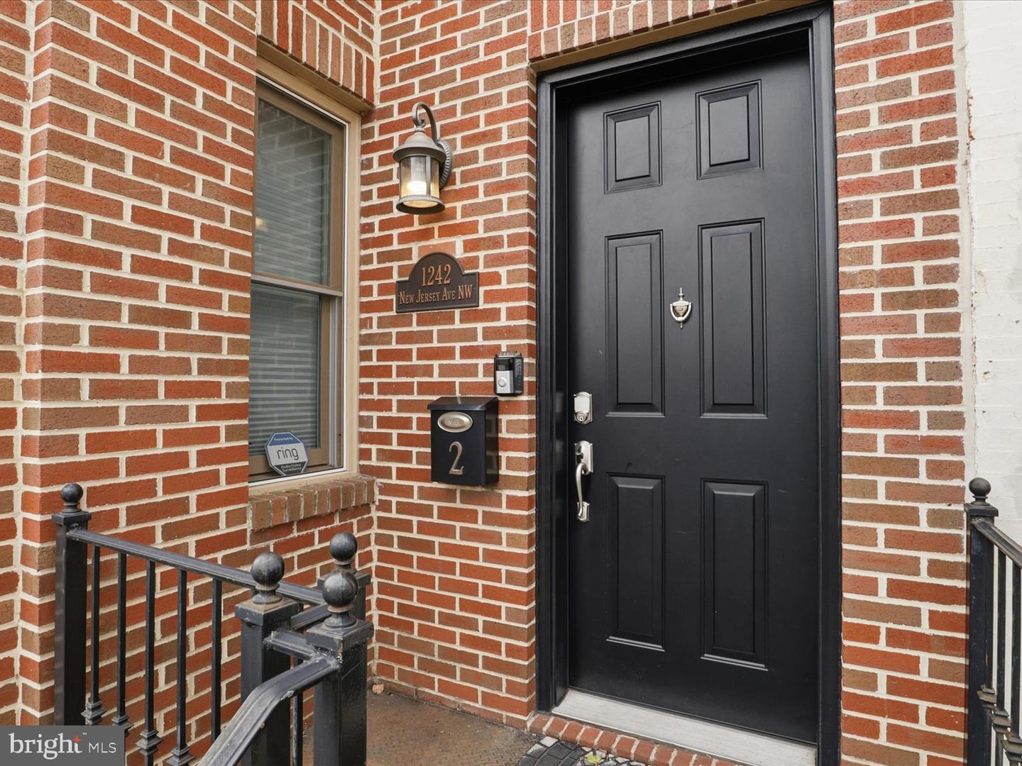 1242 NEW JERSEY AVE NW #2, WASHINGTON, District Of Columbia 20001, 2 Bedrooms Bedrooms, ,2 BathroomsBathrooms,Residential,For sale,1242 NEW JERSEY AVE NW #2,DCDC2241450 MLS # DCDC2241450