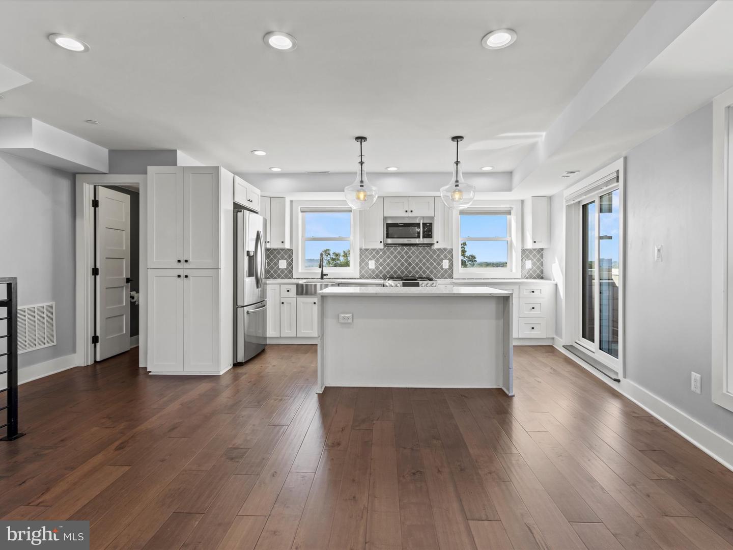 1267 PENN ST NE #B, WASHINGTON, District Of Columbia 20002, 2 Bedrooms Bedrooms, ,2 BathroomsBathrooms,Residential,For sale,1267 PENN ST NE #B,DCDC2241518 MLS # DCDC2241518