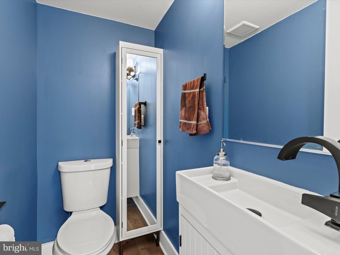 1267 PENN ST NE #B, WASHINGTON, District Of Columbia 20002, 2 Bedrooms Bedrooms, ,2 BathroomsBathrooms,Residential,For sale,1267 PENN ST NE #B,DCDC2241518 MLS # DCDC2241518