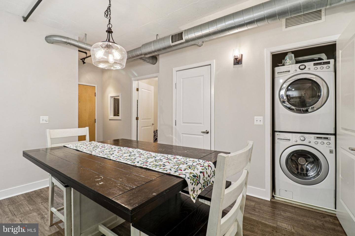 2125 14TH ST NW #322, WASHINGTON, District Of Columbia 20009, 1 Bedroom Bedrooms, ,2 BathroomsBathrooms,Residential,For sale,2125 14TH ST NW #322,DCDC2241862 MLS # DCDC2241862