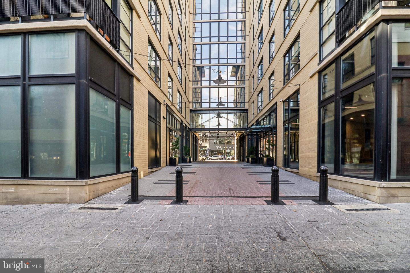 2125 14TH ST NW #322, WASHINGTON, District Of Columbia 20009, 1 Bedroom Bedrooms, ,2 BathroomsBathrooms,Residential,For sale,2125 14TH ST NW #322,DCDC2241862 MLS # DCDC2241862