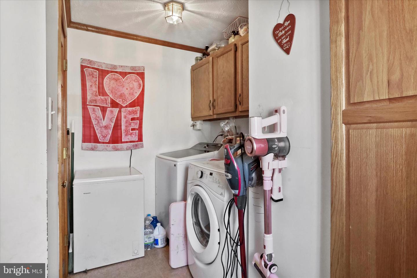 202 BROWN ST, STRASBURG, Virginia 22657, 2 Bedrooms Bedrooms, ,1 BathroomBathrooms,Residential,For sale,202 BROWN ST,VASH2013418 MLS # VASH2013418