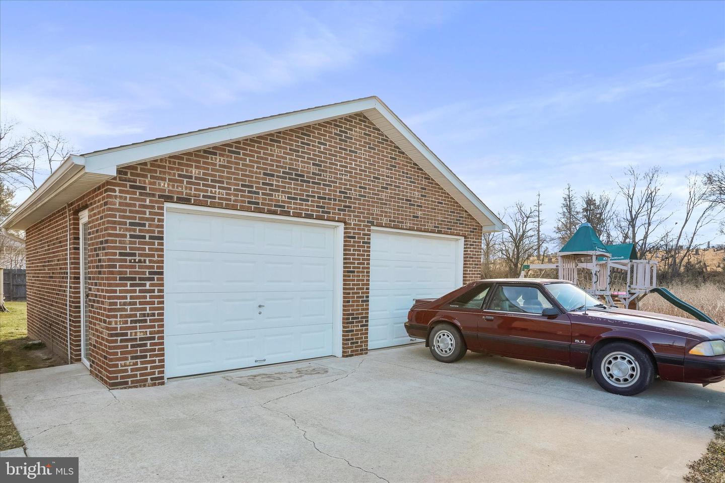 202 BROWN ST, STRASBURG, Virginia 22657, 2 Bedrooms Bedrooms, ,1 BathroomBathrooms,Residential,For sale,202 BROWN ST,VASH2013418 MLS # VASH2013418