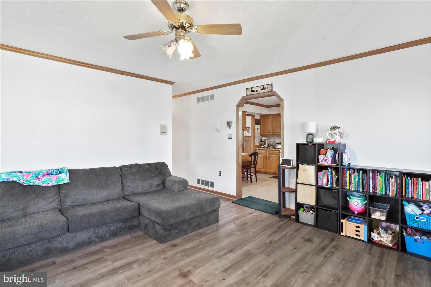 202 BROWN ST, STRASBURG, Virginia 22657, 2 Bedrooms Bedrooms, ,1 BathroomBathrooms,Residential,For sale,202 BROWN ST,VASH2013418 MLS # VASH2013418