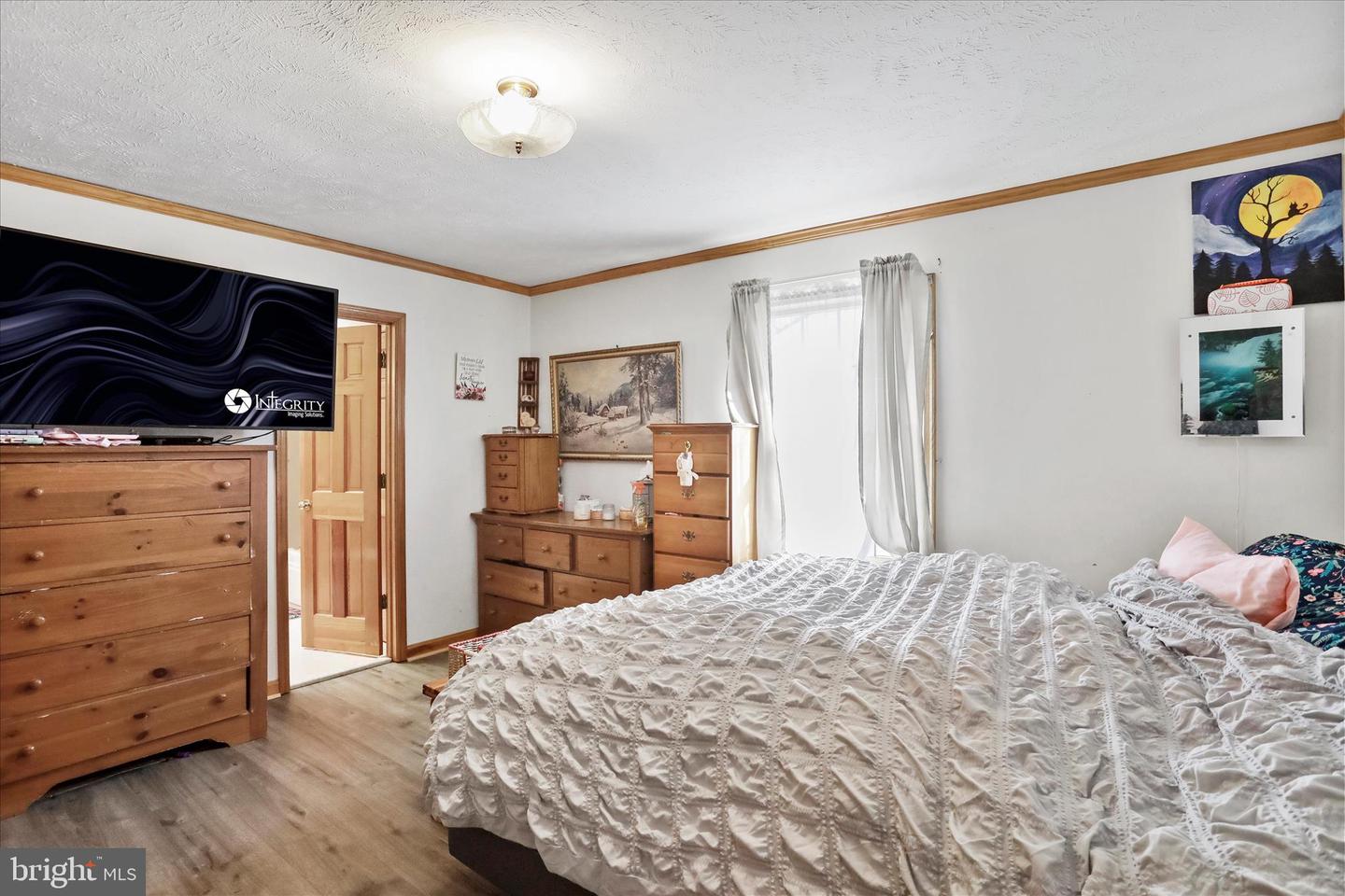 202 BROWN ST, STRASBURG, Virginia 22657, 2 Bedrooms Bedrooms, ,1 BathroomBathrooms,Residential,For sale,202 BROWN ST,VASH2013418 MLS # VASH2013418