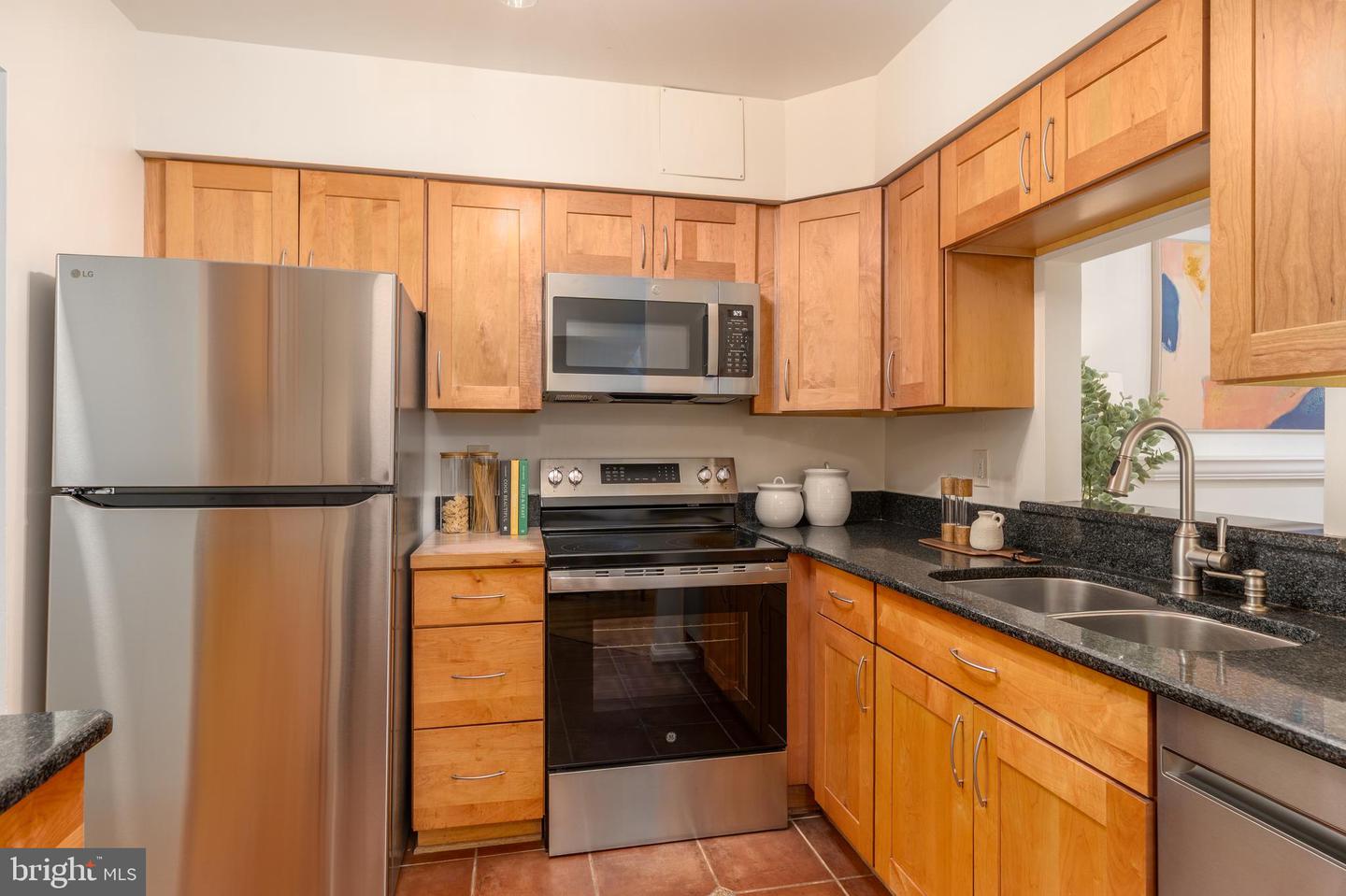 3806 PORTER ST NW #101, WASHINGTON, District Of Columbia 20016, 1 Bedroom Bedrooms, ,1 BathroomBathrooms,Residential,For sale,3806 PORTER ST NW #101,DCDC2242206 MLS # DCDC2242206