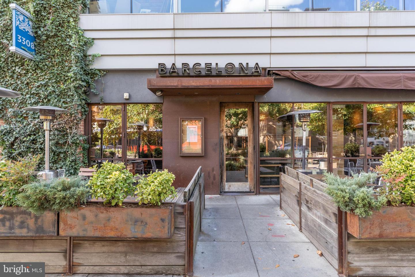 3806 PORTER ST NW #101, WASHINGTON, District Of Columbia 20016, 1 Bedroom Bedrooms, ,1 BathroomBathrooms,Residential,For sale,3806 PORTER ST NW #101,DCDC2242206 MLS # DCDC2242206