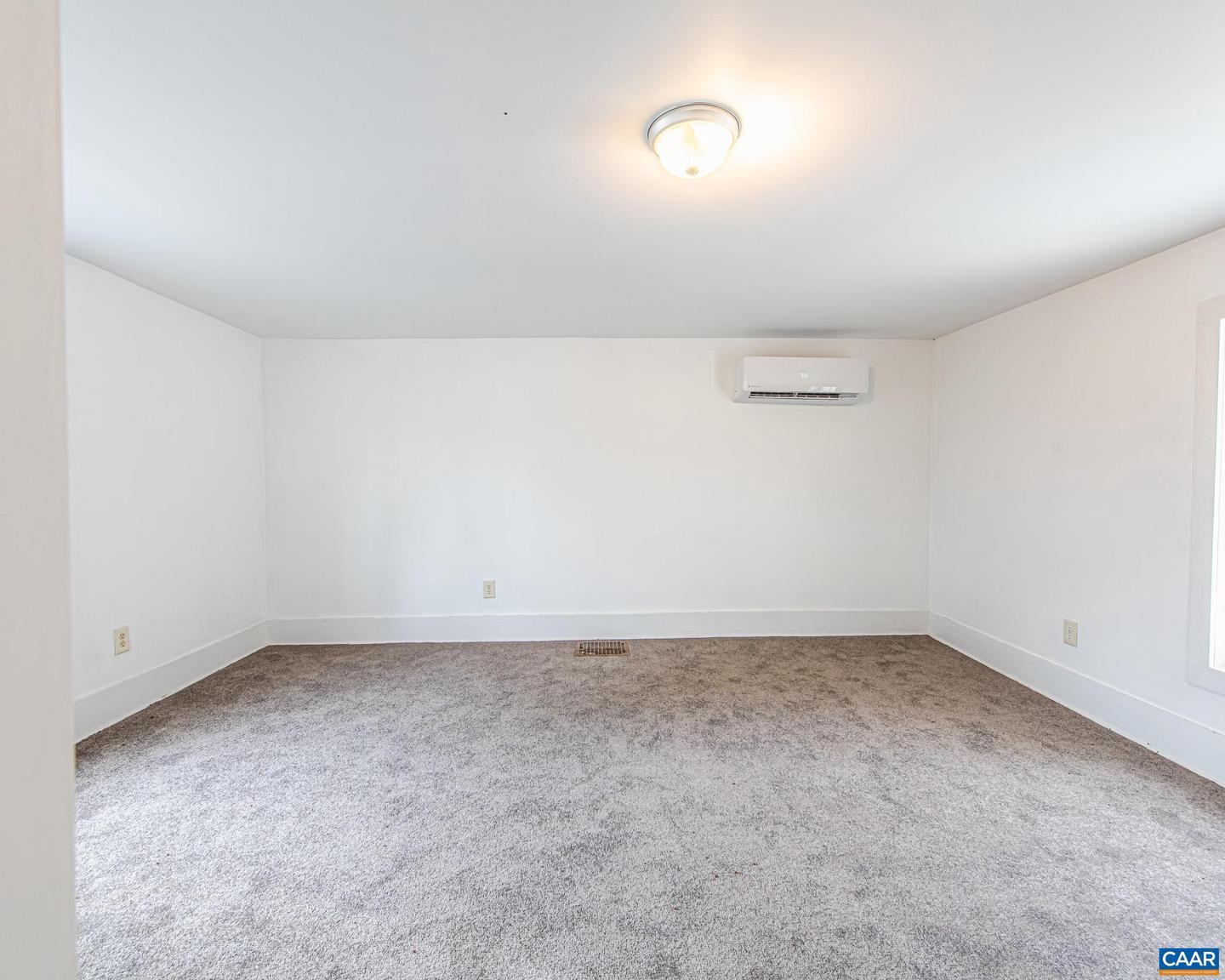 67 LENTZ LN, SHIPMAN, Virginia 22971, 3 Bedrooms Bedrooms, ,2 BathroomsBathrooms,Residential,For sale,67 LENTZ LN,672631 MLS # 672631