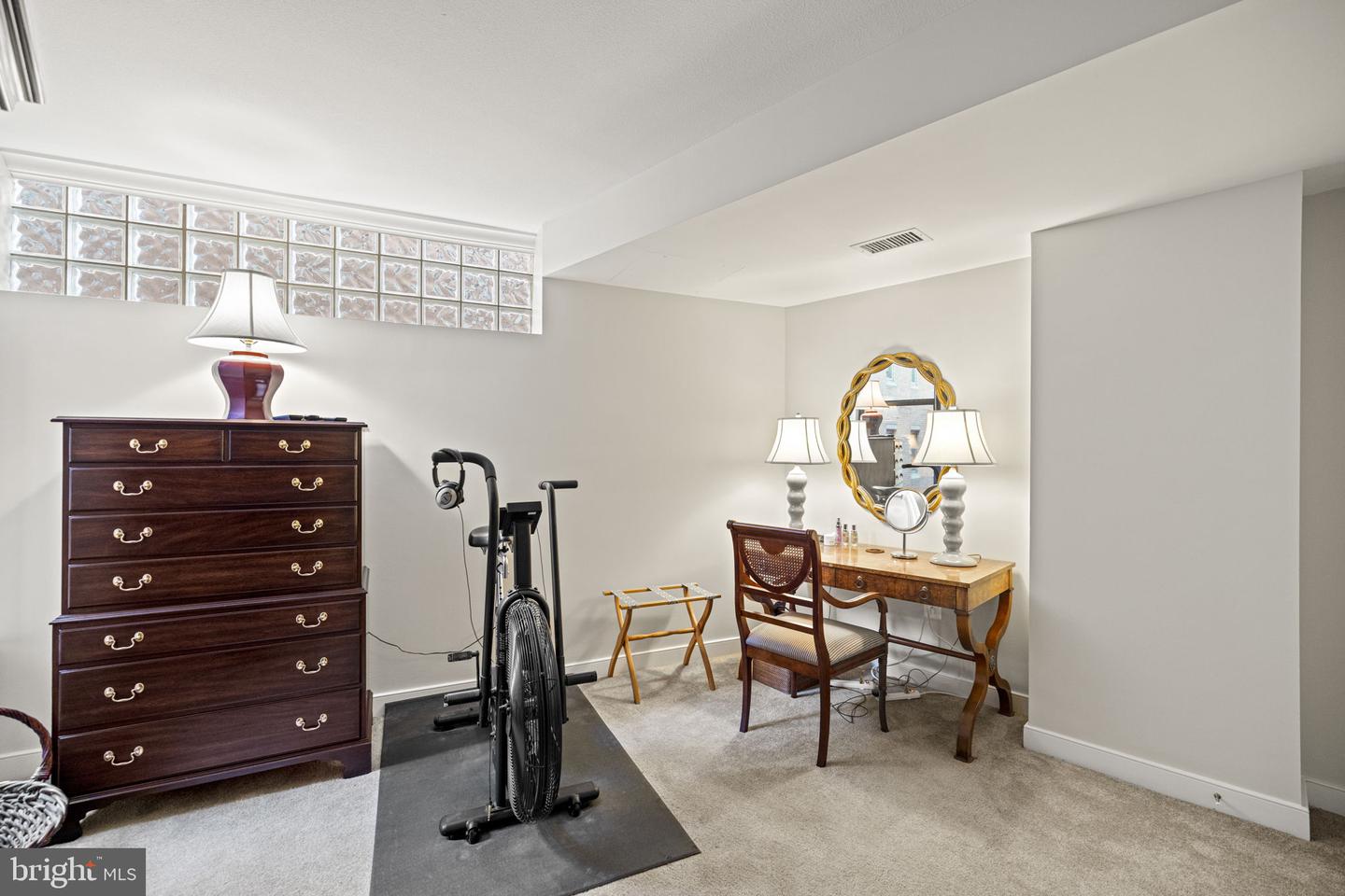 616 E ST NW #1152, WASHINGTON, District Of Columbia 20004, 3 Bedrooms Bedrooms, ,3 BathroomsBathrooms,Residential,For sale,616 E ST NW #1152,DCDC2242222 MLS # DCDC2242222 616 E ST NW #1152, WASHINGTON, District Of Columbia 20004, 3 Bedrooms Bedrooms, ,3 BathroomsBathrooms,Residential,For sale,616 E ST NW #1152,DCDC2242222 MLS # DCDC2242222