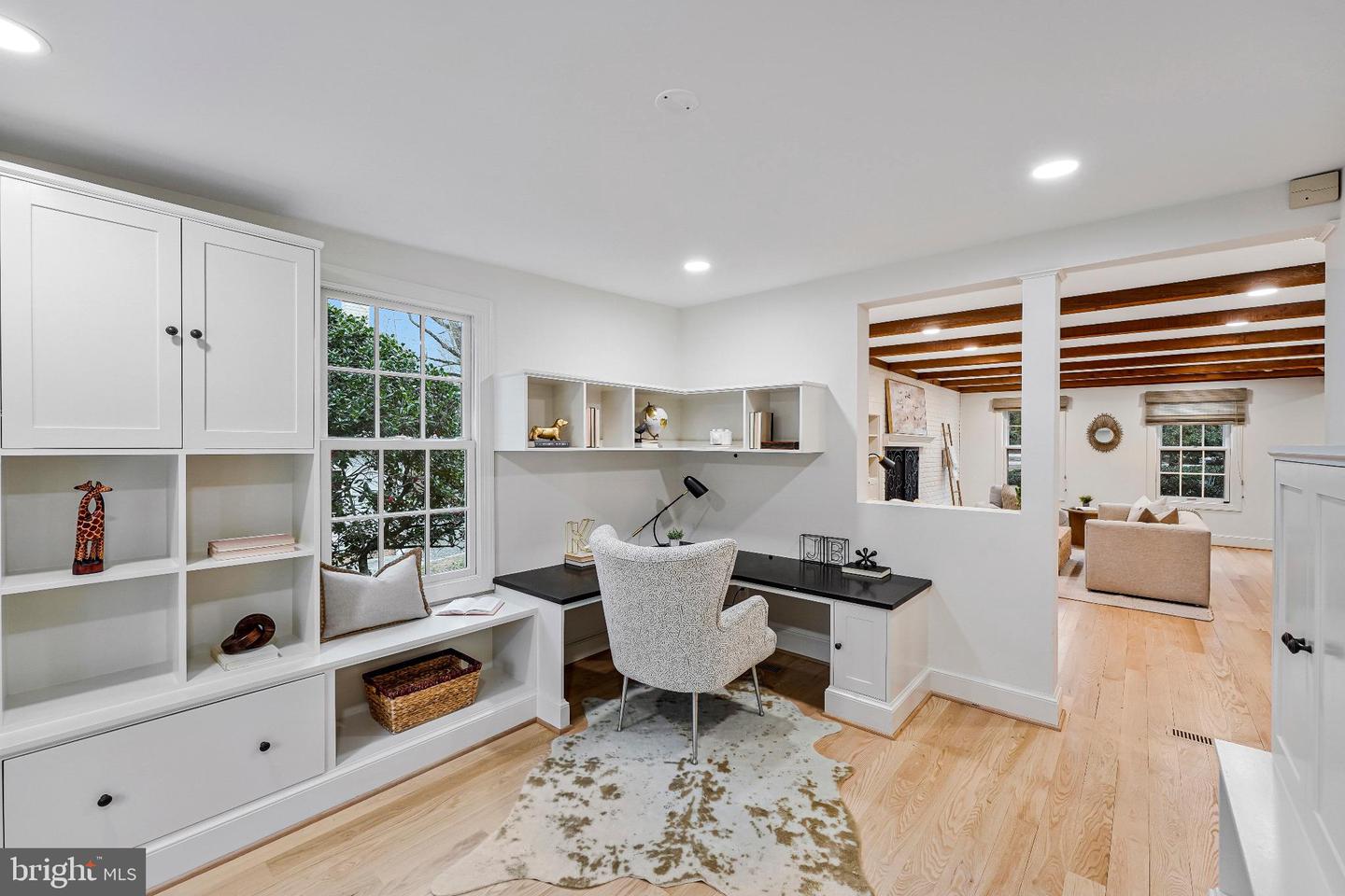 1120 BALLS HILL RD, MCLEAN, Virginia 22101, 5 Bedrooms Bedrooms, 10 Rooms Rooms,3 BathroomsBathrooms,Residential,For sale,1120 BALLS HILL RD,VAFX2286668 MLS # VAFX2286668