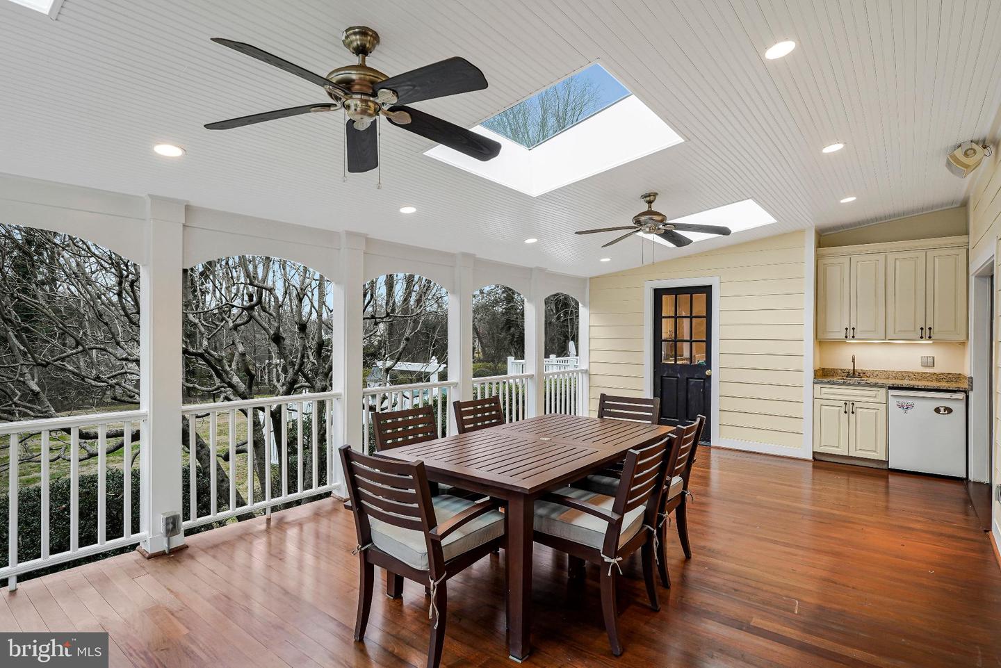 1120 BALLS HILL RD, MCLEAN, Virginia 22101, 5 Bedrooms Bedrooms, 10 Rooms Rooms,3 BathroomsBathrooms,Residential,For sale,1120 BALLS HILL RD,VAFX2286668 MLS # VAFX2286668