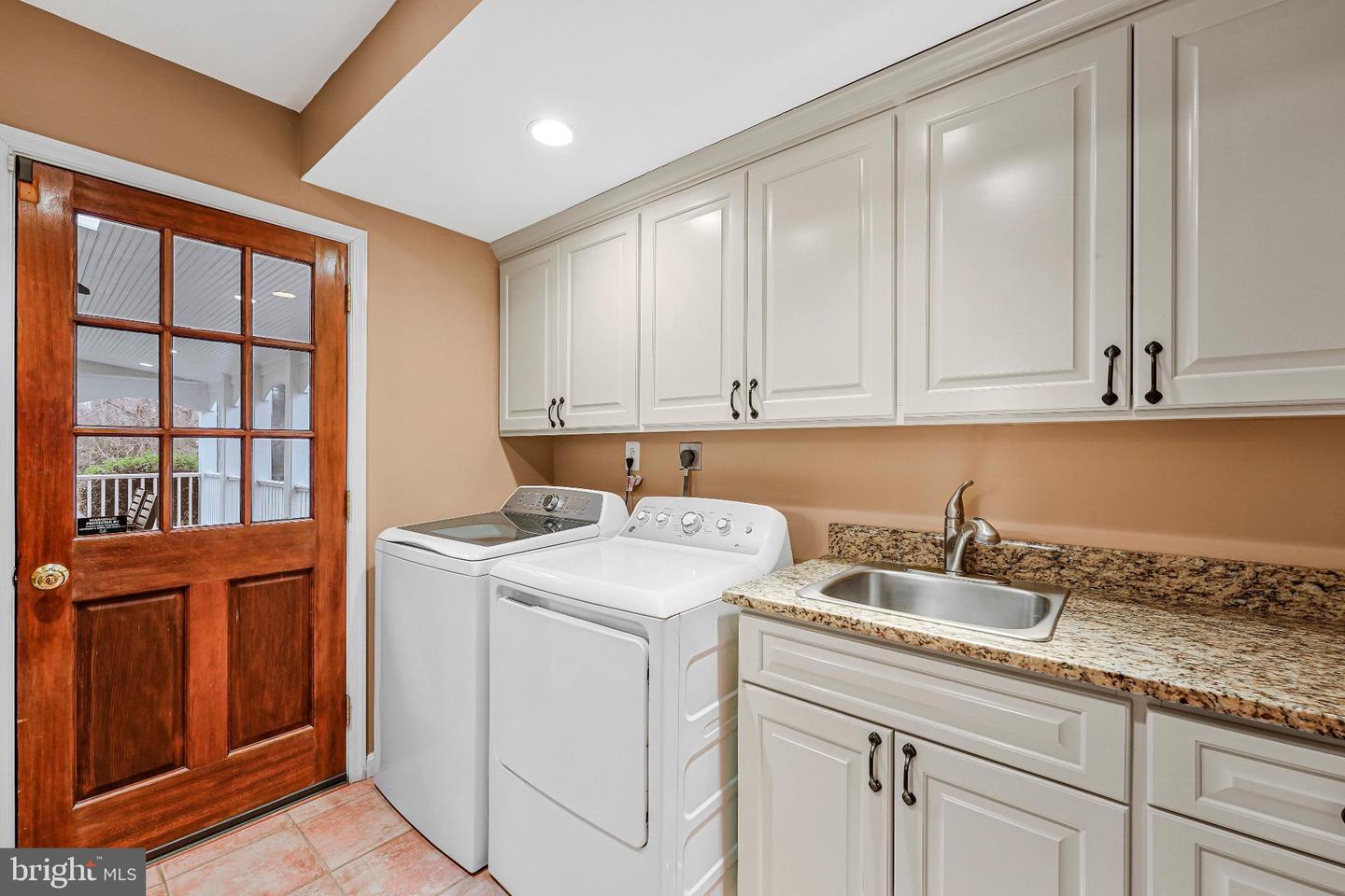 1120 BALLS HILL RD, MCLEAN, Virginia 22101, 5 Bedrooms Bedrooms, 10 Rooms Rooms,3 BathroomsBathrooms,Residential,For sale,1120 BALLS HILL RD,VAFX2286668 MLS # VAFX2286668