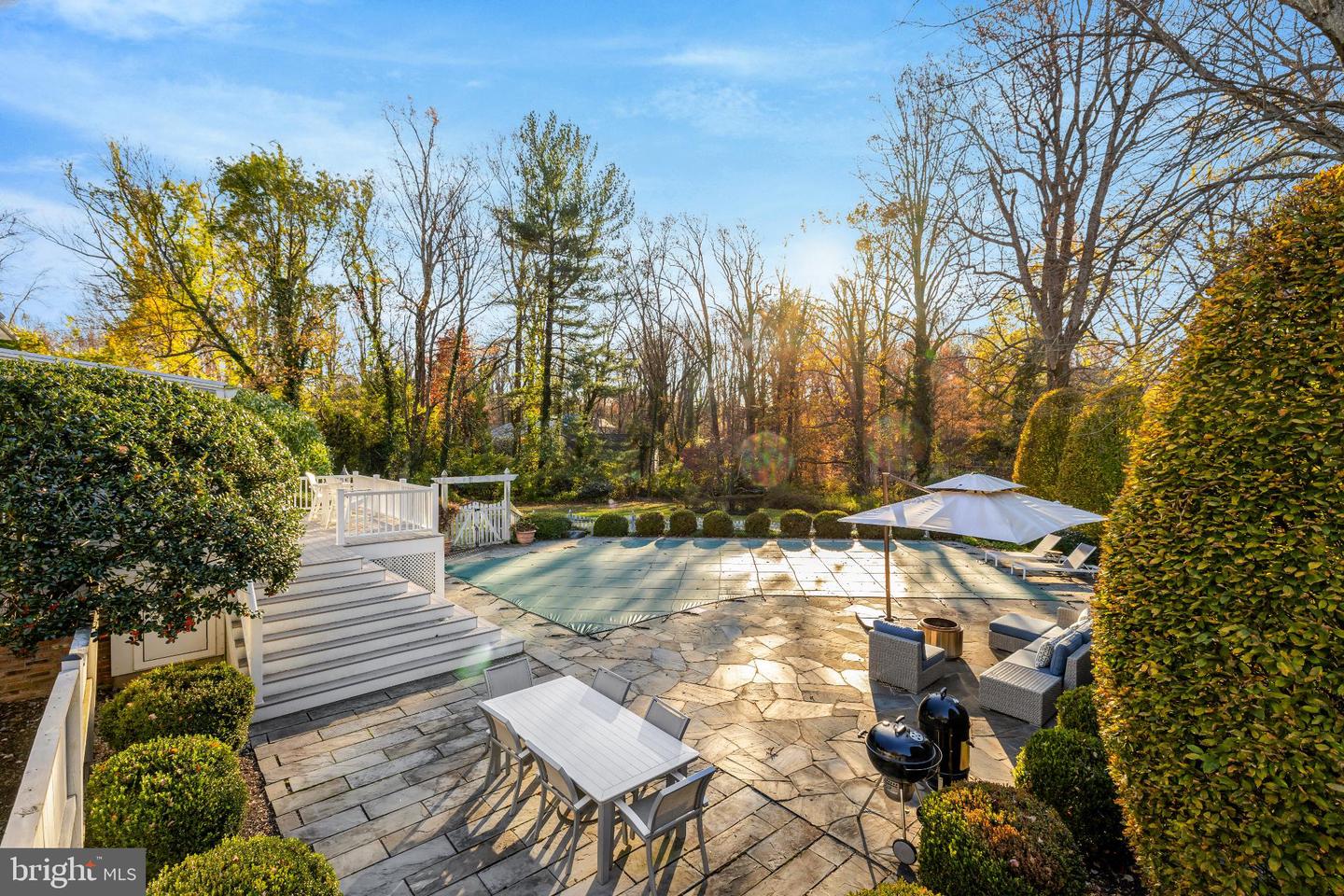 1120 BALLS HILL RD, MCLEAN, Virginia 22101, 5 Bedrooms Bedrooms, 10 Rooms Rooms,3 BathroomsBathrooms,Residential,For sale,1120 BALLS HILL RD,VAFX2286668 MLS # VAFX2286668