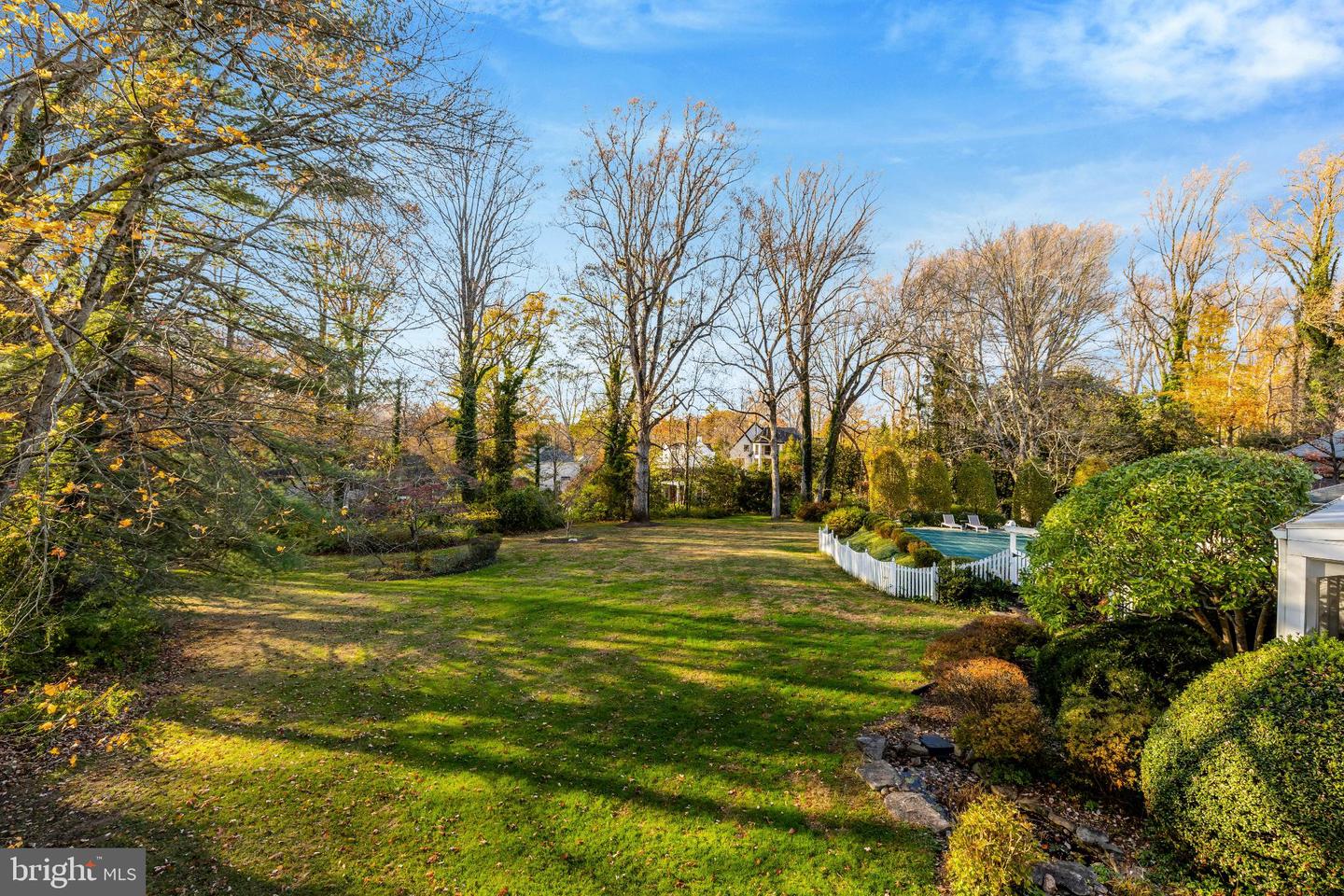 1120 BALLS HILL RD, MCLEAN, Virginia 22101, 5 Bedrooms Bedrooms, 10 Rooms Rooms,3 BathroomsBathrooms,Residential,For sale,1120 BALLS HILL RD,VAFX2286668 MLS # VAFX2286668