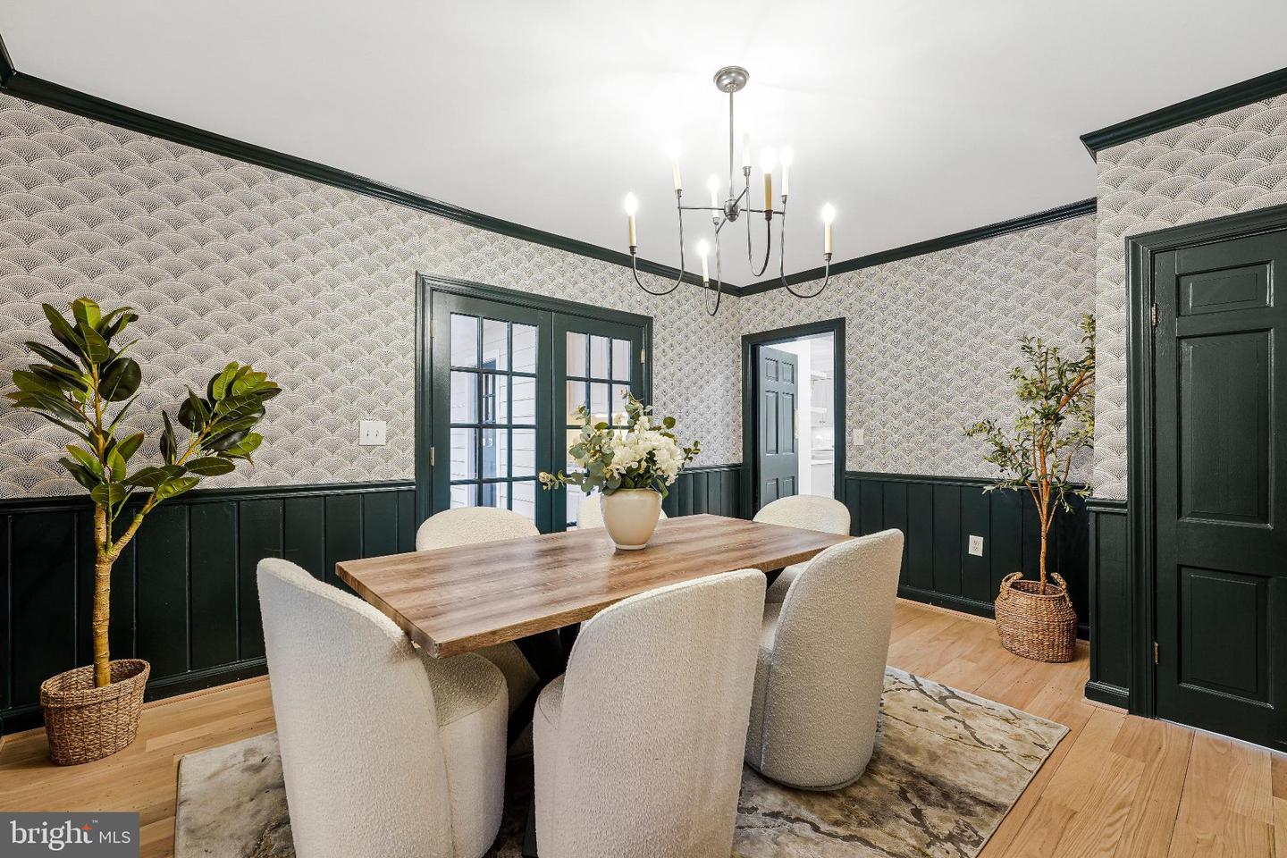 1120 BALLS HILL RD, MCLEAN, Virginia 22101, 5 Bedrooms Bedrooms, 10 Rooms Rooms,3 BathroomsBathrooms,Residential,For sale,1120 BALLS HILL RD,VAFX2286668 MLS # VAFX2286668