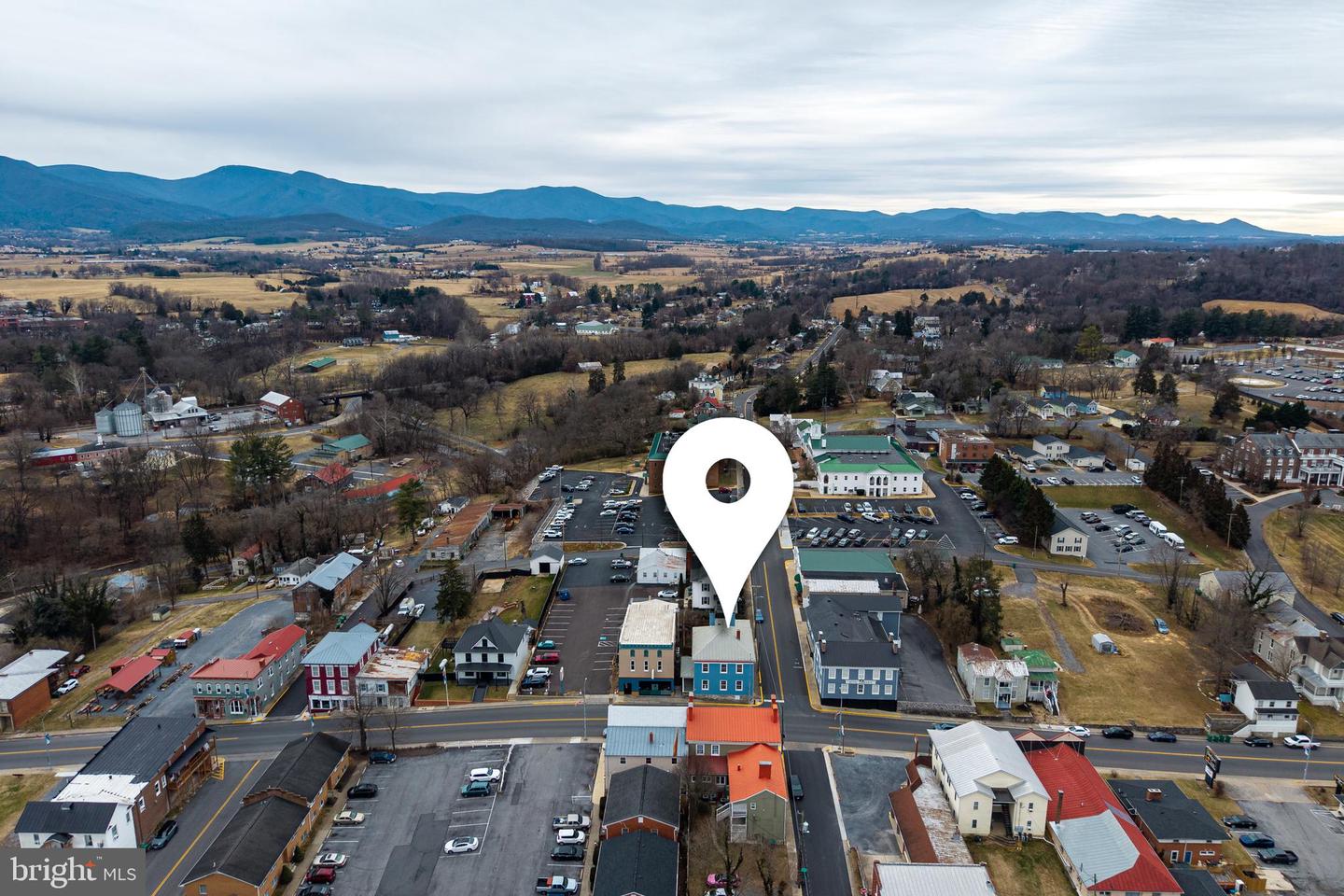 221 W MAIN ST, LURAY, Virginia 22835, 3 Bedrooms Bedrooms, ,1 BathroomBathrooms,Residential,For sale,221 W MAIN ST,VAPA2005914 MLS # VAPA2005914