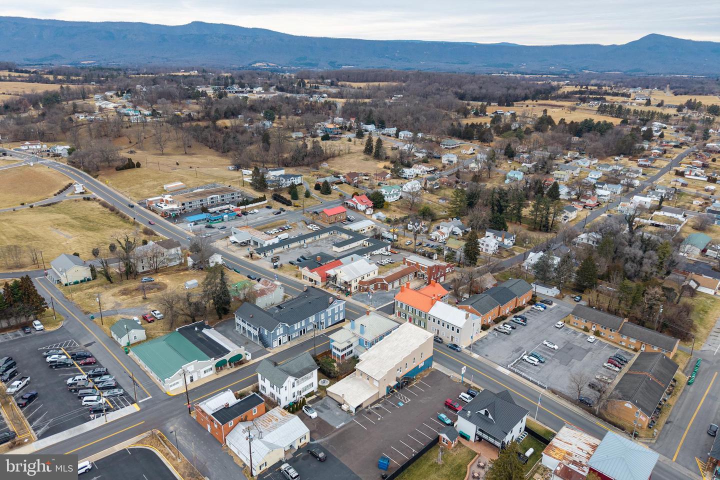 221 W MAIN ST, LURAY, Virginia 22835, 3 Bedrooms Bedrooms, ,1 BathroomBathrooms,Residential,For sale,221 W MAIN ST,VAPA2005914 MLS # VAPA2005914