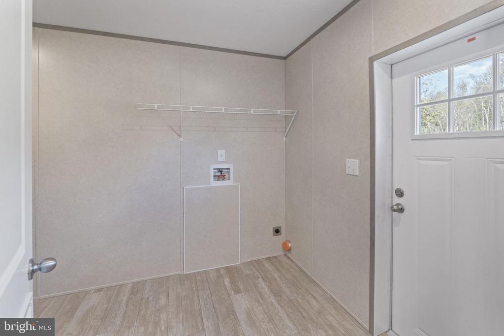 318 UNION AVE, GORDONSVILLE, Virginia 22942, 3 Bedrooms Bedrooms, ,2 BathroomsBathrooms,Residential,318 UNION AVE,VAOR2009176 MLS # VAOR2009176