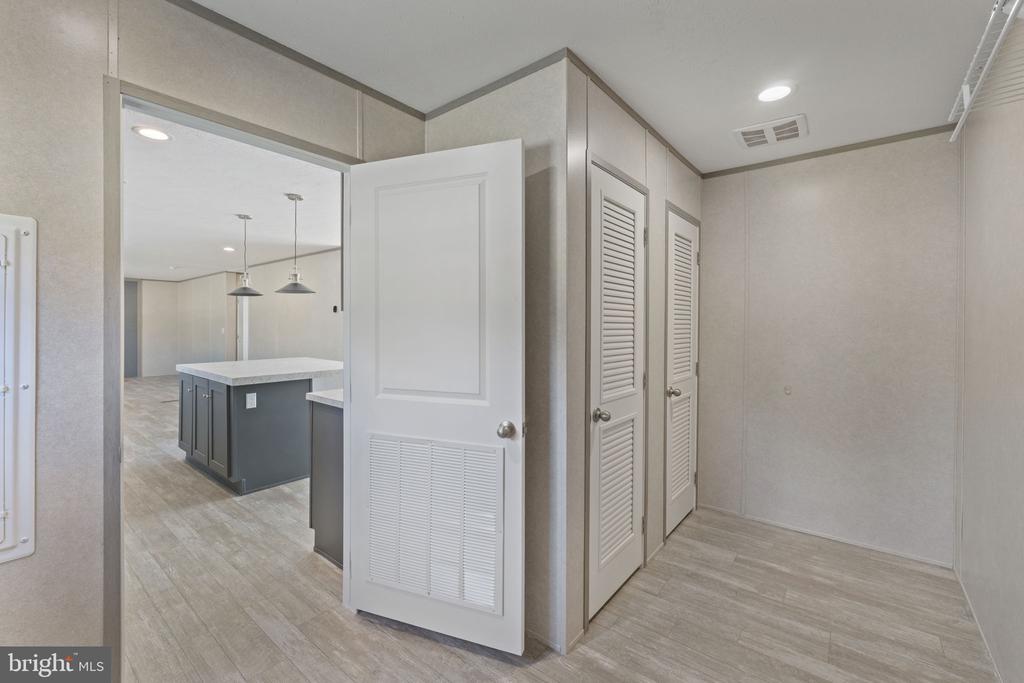 318 UNION AVE, GORDONSVILLE, Virginia 22942, 3 Bedrooms Bedrooms, ,2 BathroomsBathrooms,Residential,318 UNION AVE,VAOR2009176 MLS # VAOR2009176