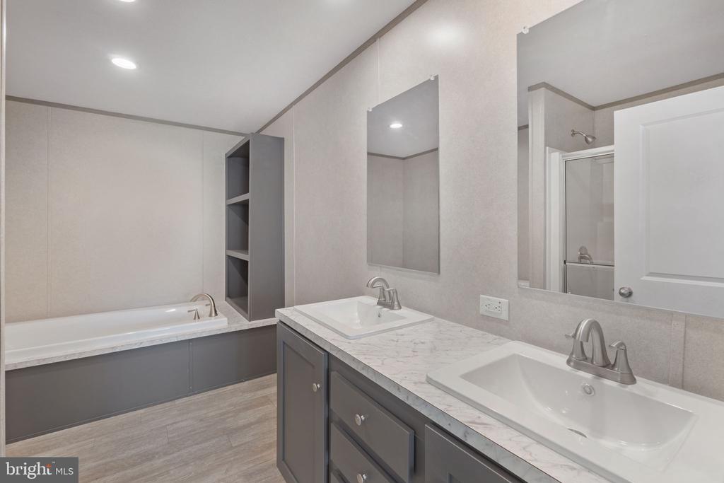 318 UNION AVE, GORDONSVILLE, Virginia 22942, 3 Bedrooms Bedrooms, ,2 BathroomsBathrooms,Residential,318 UNION AVE,VAOR2009176 MLS # VAOR2009176