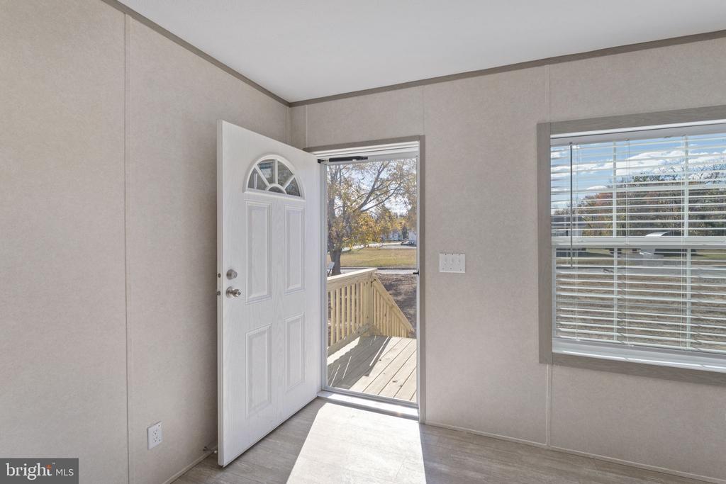 318 UNION AVE, GORDONSVILLE, Virginia 22942, 3 Bedrooms Bedrooms, ,2 BathroomsBathrooms,Residential,318 UNION AVE,VAOR2009176 MLS # VAOR2009176