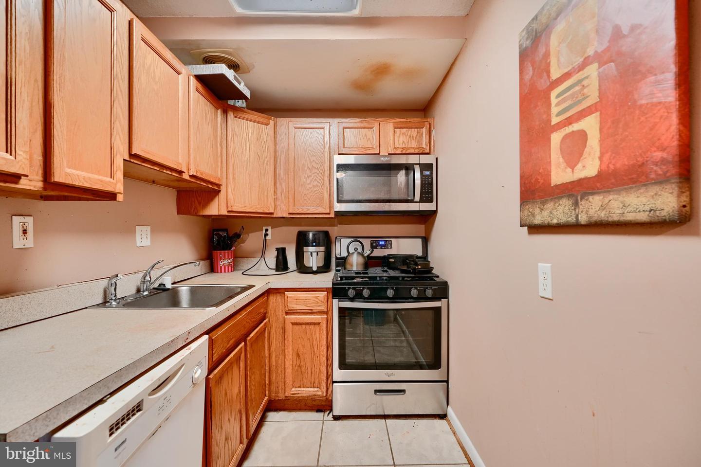 625A CHESAPEAKE ST SE #202, WASHINGTON, District Of Columbia 20032, 2 Bedrooms Bedrooms, ,1 BathroomBathrooms,Residential,For sale,625A CHESAPEAKE ST SE #202,DCDC2200152 MLS # DCDC2200152