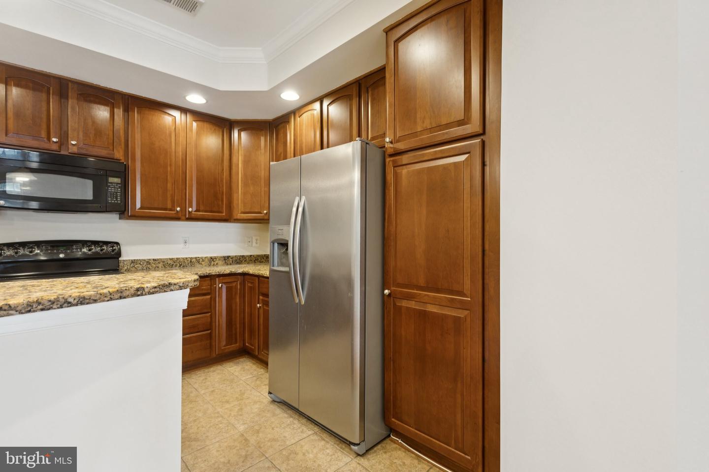 2576 EASTBOURNE DR, WOODBRIDGE, Virginia 22191, 2 Bedrooms Bedrooms, ,2 BathroomsBathrooms,Residential,For sale,2576 EASTBOURNE DR,VAPW2104568 MLS # VAPW2104568