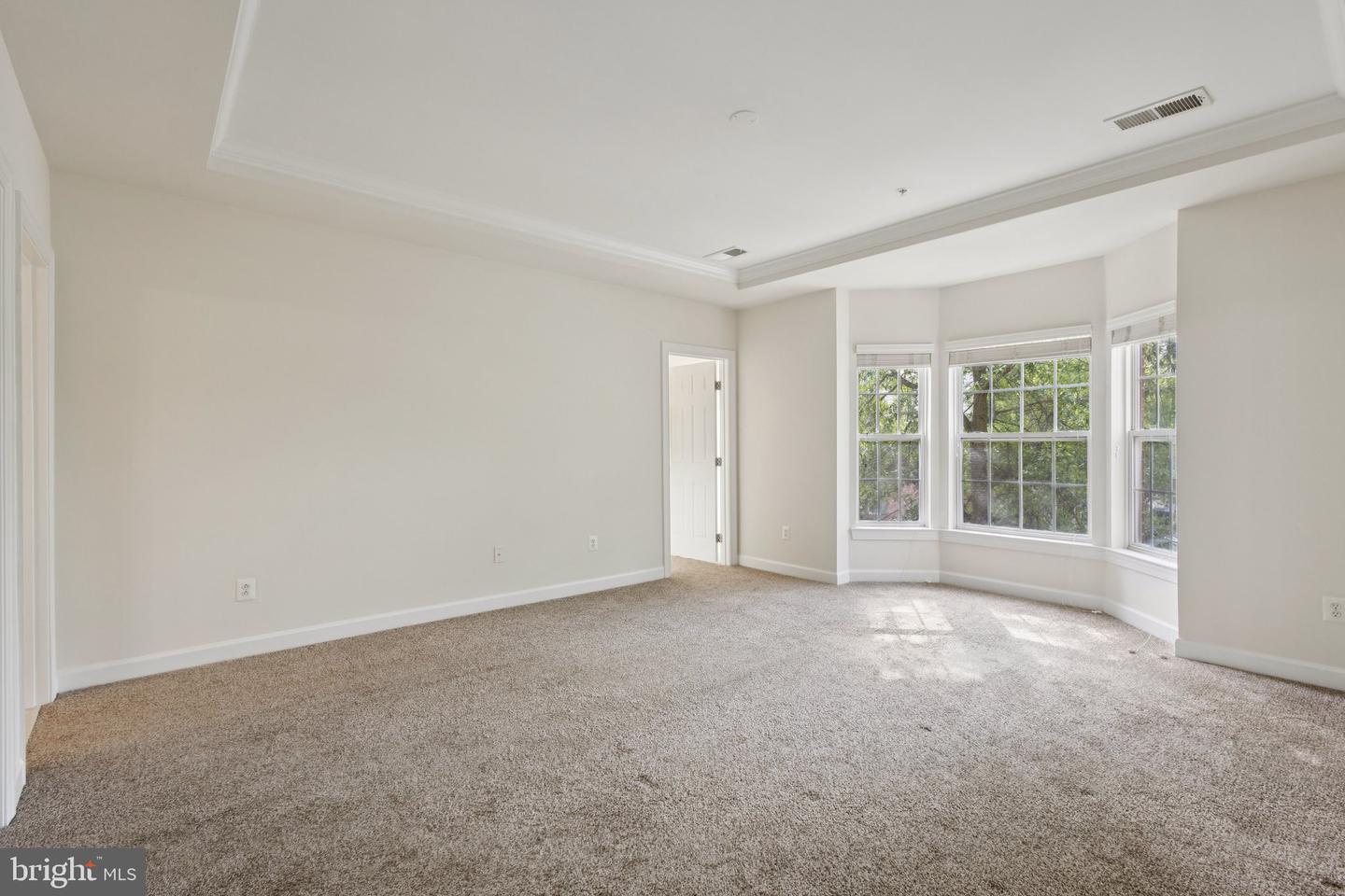 2576 EASTBOURNE DR, WOODBRIDGE, Virginia 22191, 2 Bedrooms Bedrooms, ,2 BathroomsBathrooms,Residential,For sale,2576 EASTBOURNE DR,VAPW2104568 MLS # VAPW2104568