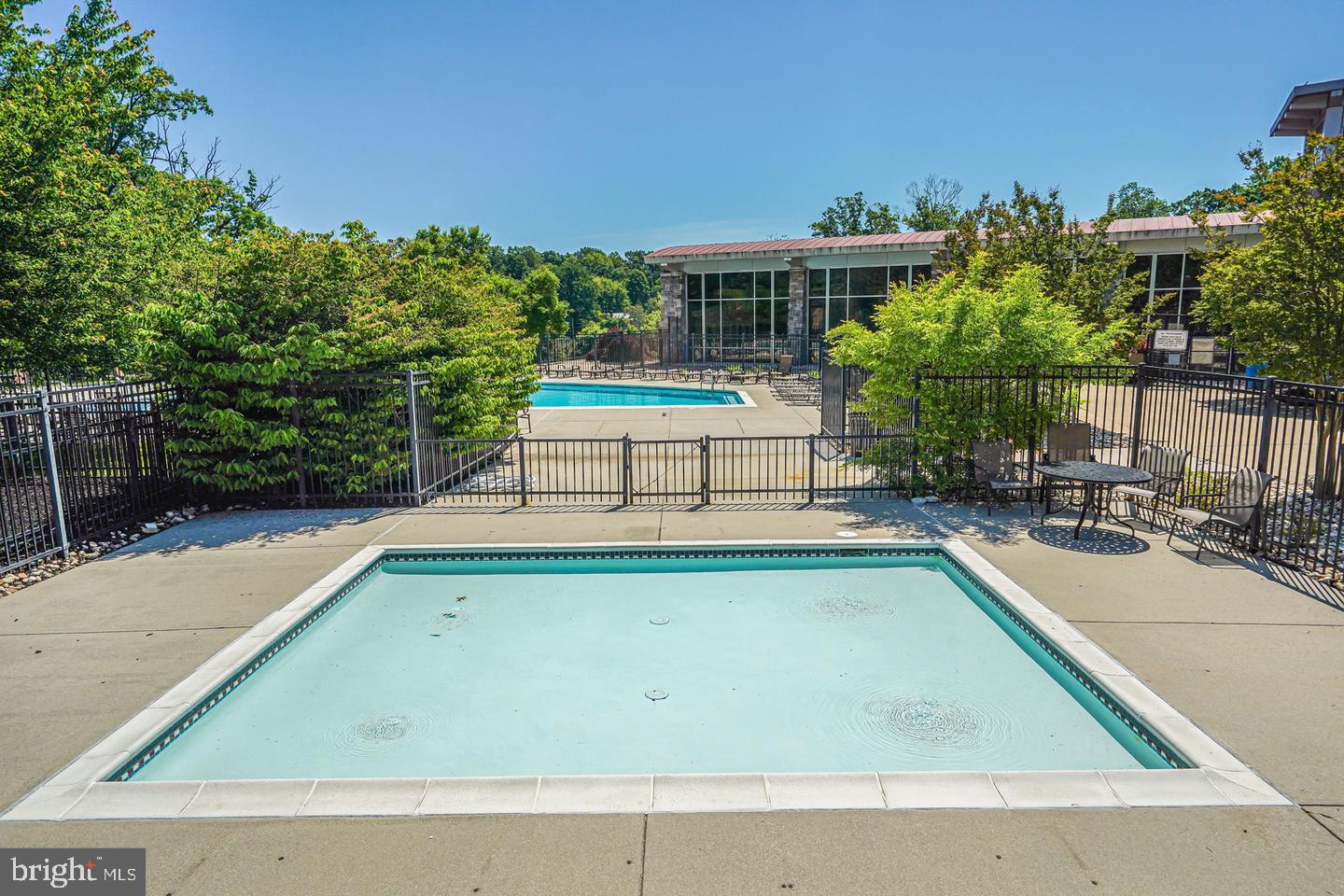 2576 EASTBOURNE DR, WOODBRIDGE, Virginia 22191, 2 Bedrooms Bedrooms, ,2 BathroomsBathrooms,Residential,For sale,2576 EASTBOURNE DR,VAPW2104568 MLS # VAPW2104568