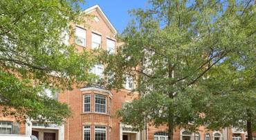 2576 EASTBOURNE DR, WOODBRIDGE, Virginia 22191, 2 Bedrooms Bedrooms, ,2 BathroomsBathrooms,Residential,For sale,2576 EASTBOURNE DR,VAPW2104568 MLS # VAPW2104568