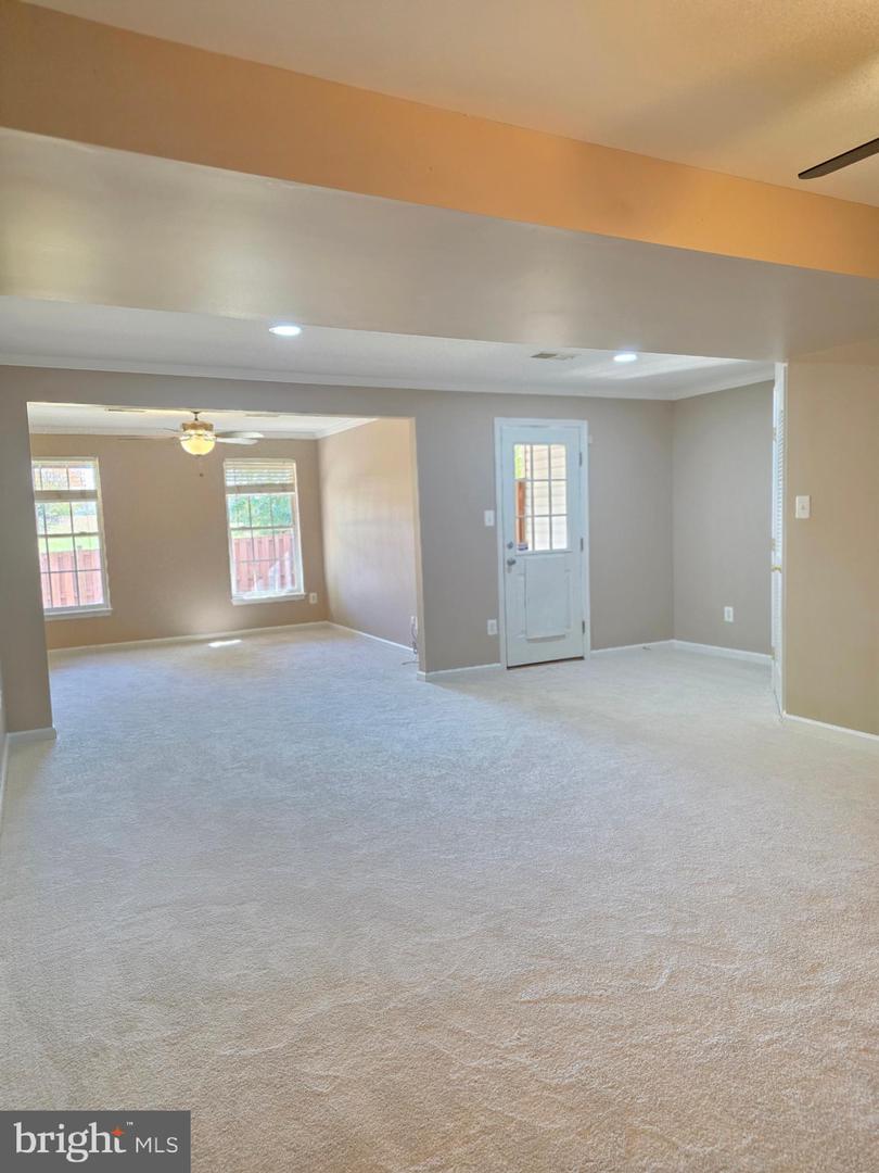 11139 GANDER CT, FREDERICKSBURG, Virginia 22407, 3 Bedrooms Bedrooms, ,3 BathroomsBathrooms,Residential,For sale,11139 GANDER CT,VASP2036558 MLS # VASP2036558