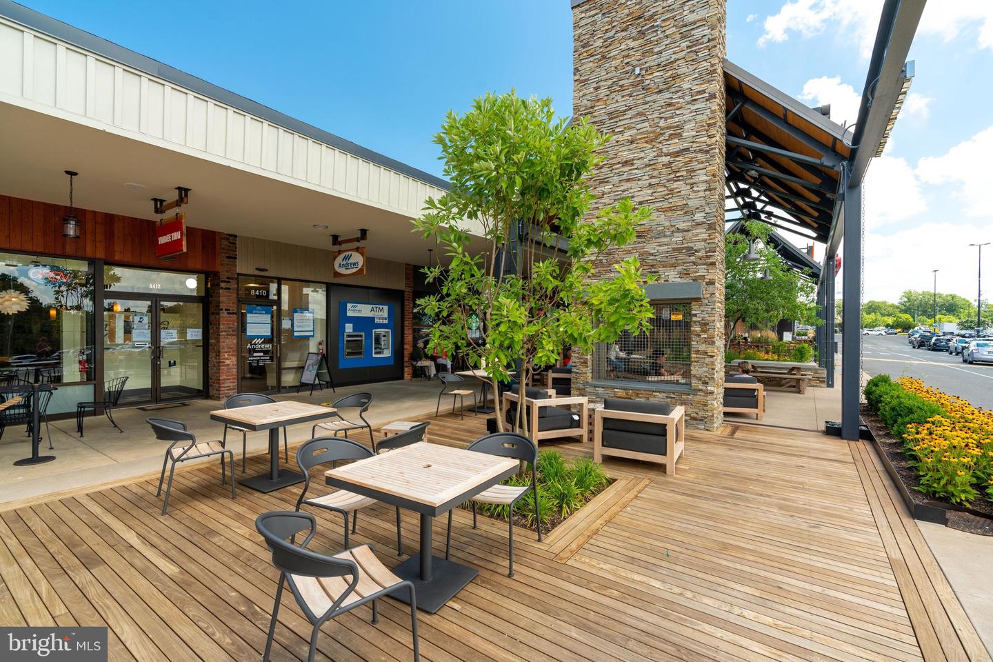 5778-B REXFORD CT #5778B, SPRINGFIELD, Virginia 22152, 2 Bedrooms Bedrooms, ,2 BathroomsBathrooms,Residential,For sale,5778-B REXFORD CT #5778B,VAFX2275790 MLS # VAFX2275790