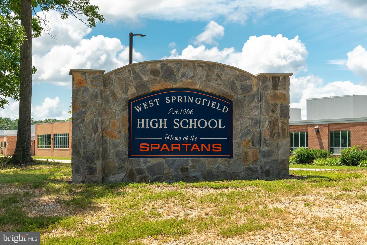 5778-B REXFORD CT #5778B, SPRINGFIELD, Virginia 22152, 2 Bedrooms Bedrooms, ,2 BathroomsBathrooms,Residential,For sale,5778-B REXFORD CT #5778B,VAFX2275790 MLS # VAFX2275790