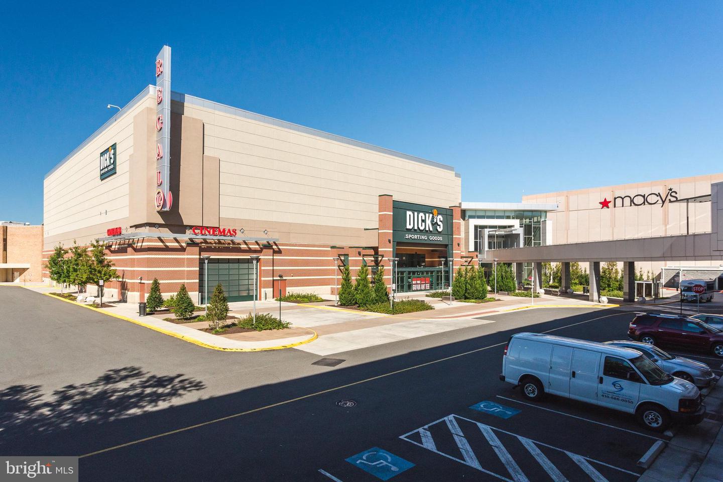 5778-B REXFORD CT #5778B, SPRINGFIELD, Virginia 22152, 2 Bedrooms Bedrooms, ,2 BathroomsBathrooms,Residential,For sale,5778-B REXFORD CT #5778B,VAFX2275790 MLS # VAFX2275790