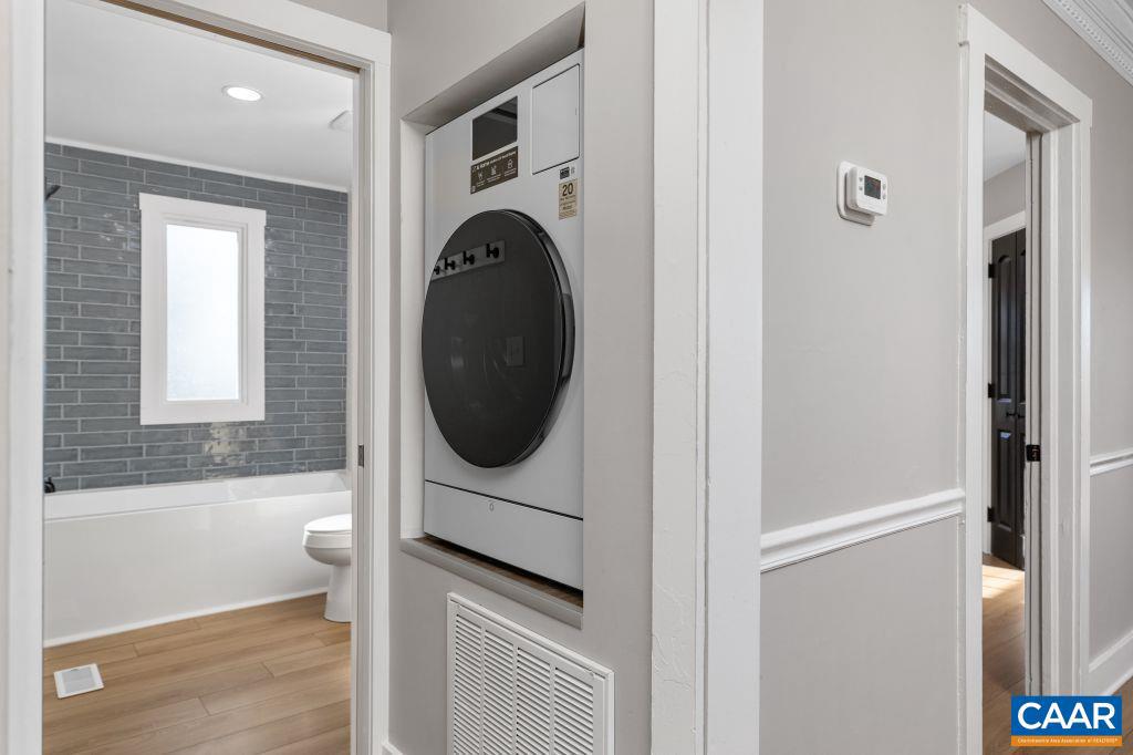 2735 STUARTS DRAFT HWY, STUARTS DRAFT, Virginia 24477, 3 Bedrooms Bedrooms, ,1 BathroomBathrooms,Residential,For sale,2735 STUARTS DRAFT HWY,670408 MLS # 670408 2735 STUARTS DRAFT HWY, STUARTS DRAFT, Virginia 24477, 3 Bedrooms Bedrooms, ,1 BathroomBathrooms,Residential,For sale,2735 STUARTS DRAFT HWY,670408 MLS # 670408