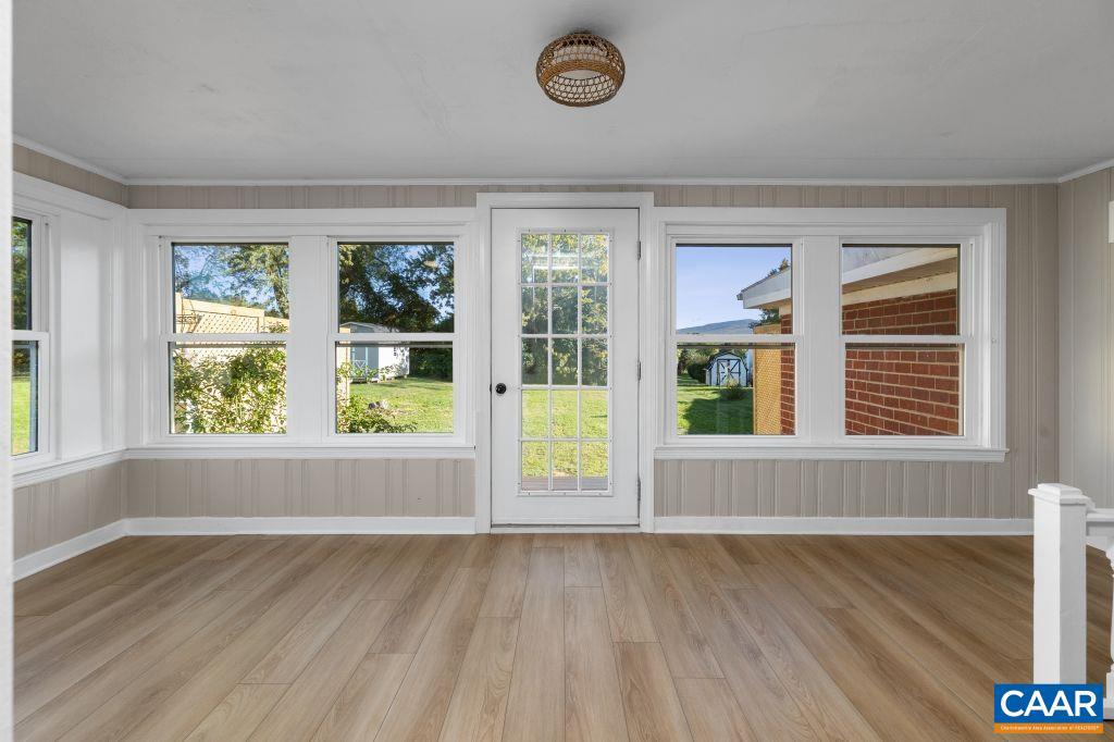 2735 STUARTS DRAFT HWY, STUARTS DRAFT, Virginia 24477, 3 Bedrooms Bedrooms, ,1 BathroomBathrooms,Residential,For sale,2735 STUARTS DRAFT HWY,670408 MLS # 670408 2735 STUARTS DRAFT HWY, STUARTS DRAFT, Virginia 24477, 3 Bedrooms Bedrooms, ,1 BathroomBathrooms,Residential,For sale,2735 STUARTS DRAFT HWY,670408 MLS # 670408