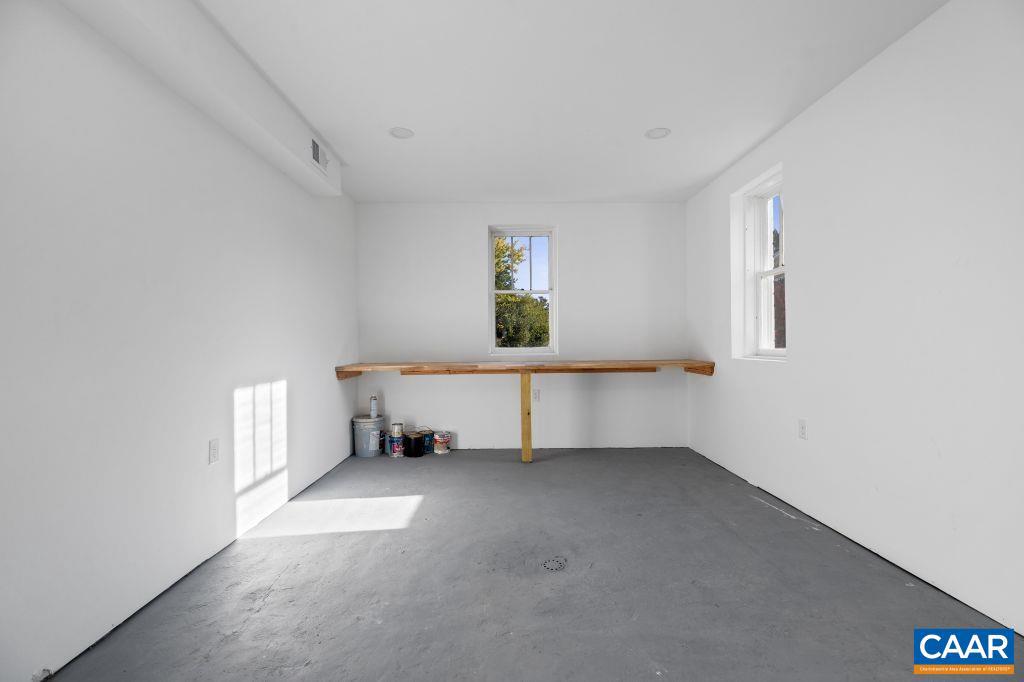 2735 STUARTS DRAFT HWY, STUARTS DRAFT, Virginia 24477, 3 Bedrooms Bedrooms, ,1 BathroomBathrooms,Residential,For sale,2735 STUARTS DRAFT HWY,670408 MLS # 670408 2735 STUARTS DRAFT HWY, STUARTS DRAFT, Virginia 24477, 3 Bedrooms Bedrooms, ,1 BathroomBathrooms,Residential,For sale,2735 STUARTS DRAFT HWY,670408 MLS # 670408