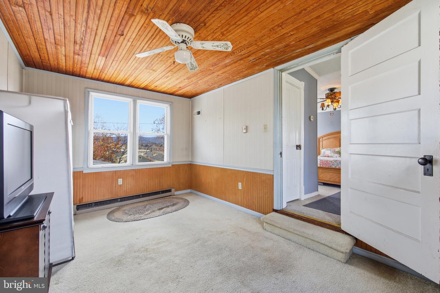 24295 SENEDO RD, WOODSTOCK, Virginia 22664, 4 Bedrooms Bedrooms, ,2 BathroomsBathrooms,Residential,For sale,24295 SENEDO RD,VASH2012982 MLS # VASH2012982 24295 SENEDO RD, WOODSTOCK, Virginia 22664, 4 Bedrooms Bedrooms, ,2 BathroomsBathrooms,Residential,For sale,24295 SENEDO RD,VASH2012982 MLS # VASH2012982