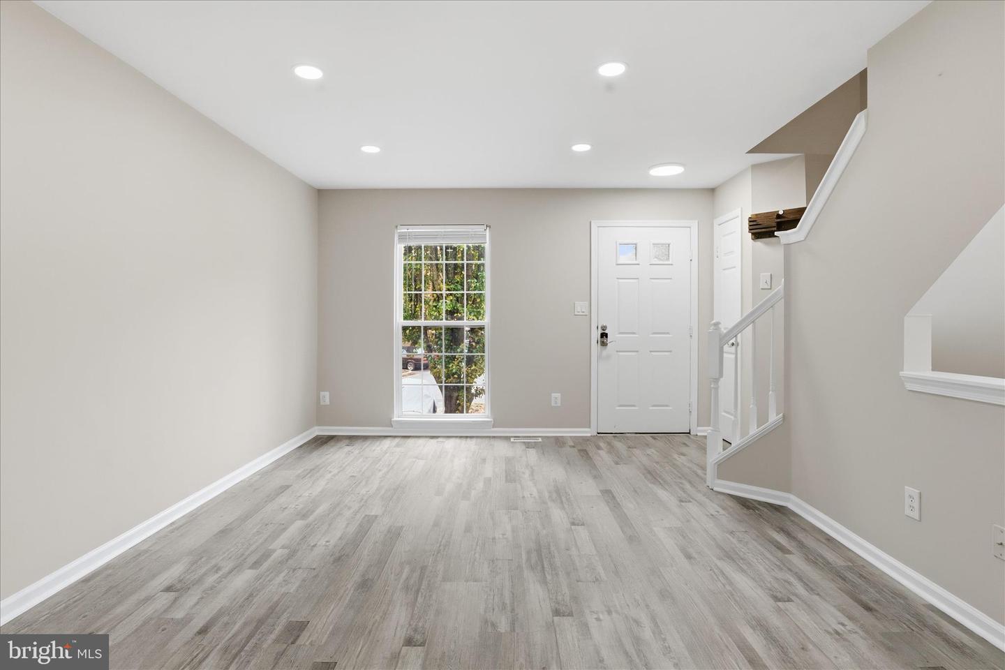 2038 STARGRASS CT, WOODBRIDGE, Virginia 22192, 2 Bedrooms Bedrooms, ,3 BathroomsBathrooms,Residential,For sale,2038 STARGRASS CT,VAPW2107806 MLS # VAPW2107806