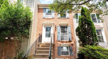 2038 STARGRASS CT, WOODBRIDGE, Virginia 22192, 2 Bedrooms Bedrooms, ,3 BathroomsBathrooms,Residential,For sale,2038 STARGRASS CT,VAPW2107806 MLS # VAPW2107806