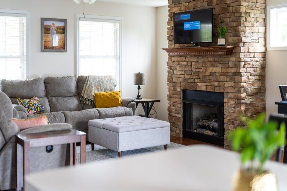 145 THOROUGHBRED CIR, LEXINGTON, Virginia 24450, 3 Bedrooms Bedrooms, ,3 BathroomsBathrooms,Residential,145 THOROUGHBRED CIR,672637 MLS # 672637