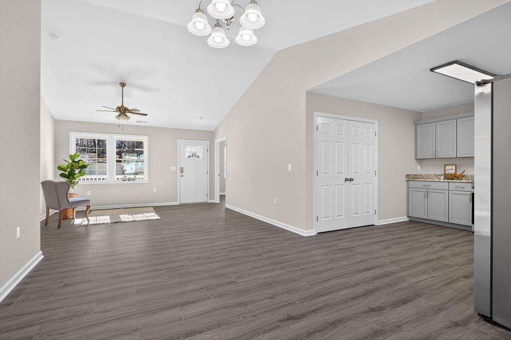 1637 A ST, WAYNESBORO, Virginia 22980, 3 Bedrooms Bedrooms, ,2 BathroomsBathrooms,Residential,1637 A ST,672646 MLS # 672646