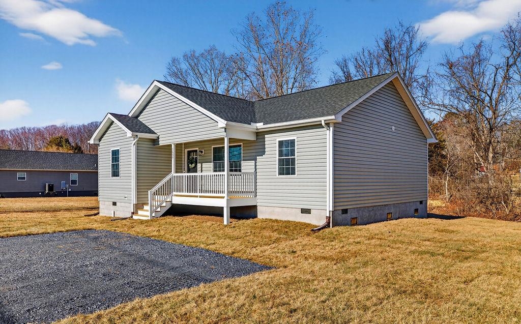 1637 A ST, WAYNESBORO, Virginia 22980, 3 Bedrooms Bedrooms, ,2 BathroomsBathrooms,Residential,1637 A ST,672646 MLS # 672646