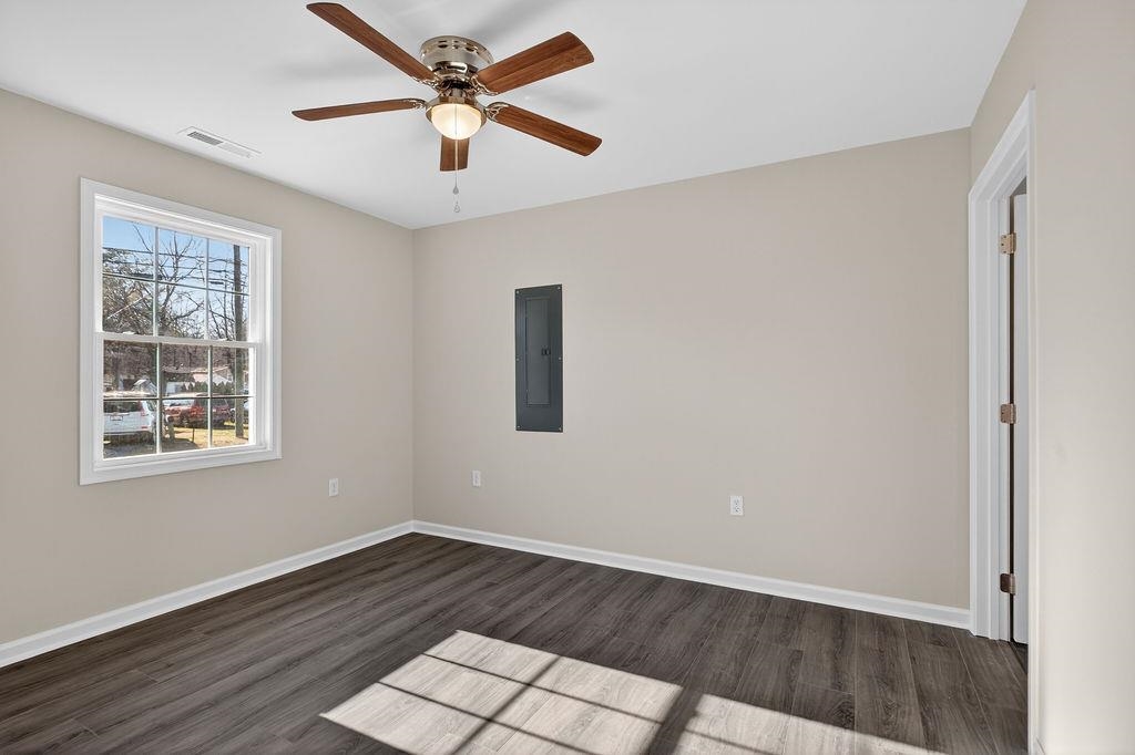 1637 A ST, WAYNESBORO, Virginia 22980, 3 Bedrooms Bedrooms, ,2 BathroomsBathrooms,Residential,1637 A ST,672646 MLS # 672646